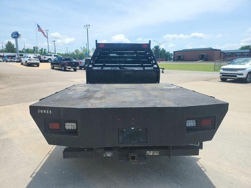 Summit White 2024 Chevrolet Silverado 3500 WT
