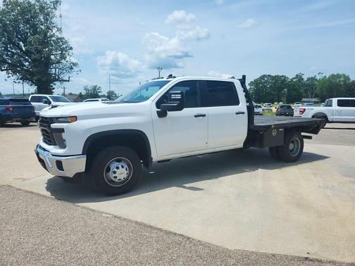 Summit White 2024 Chevrolet Silverado 3500 WT