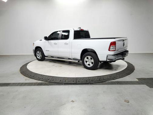 Bright White Clearcoat 2022 RAM 1500 Big Horn/Lone Star