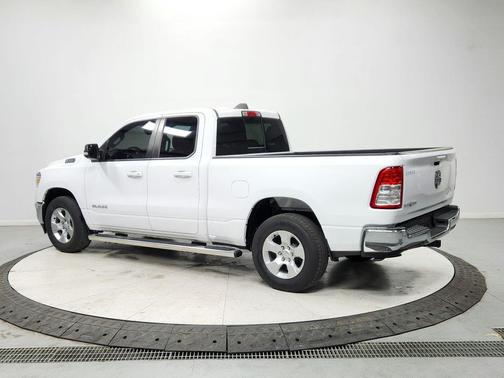 Bright White Clearcoat 2022 RAM 1500 Big Horn/Lone Star