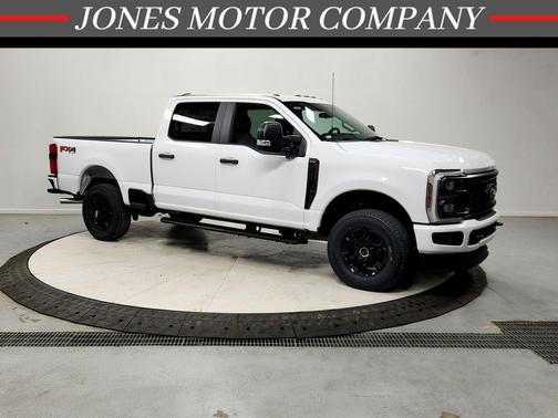 OXFORD WHITE 2026 Ford F-250 XL Truck
