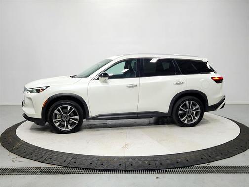 2024 INFINITI QX60 Luxe
