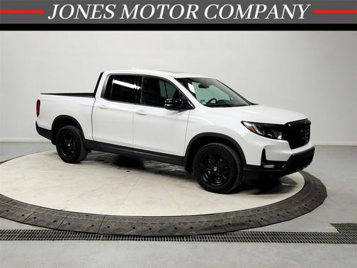 2023 Honda Ridgeline Black