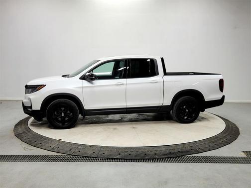 2023 Honda Ridgeline Black