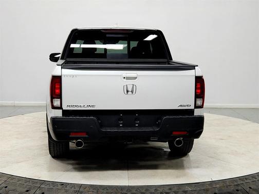 2023 Honda Ridgeline Black