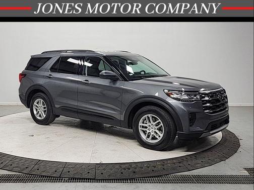Carbonized Gray Metallic 2026 Ford Explorer Active