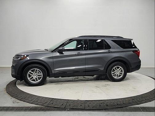 Carbonized Gray Metallic 2026 Ford Explorer Active