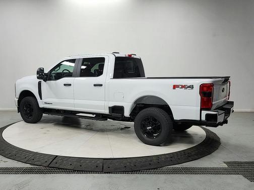 OXFORD WHITE 2026 Ford F-250 XL