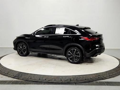 2023 INFINITI QX55 LUXE
