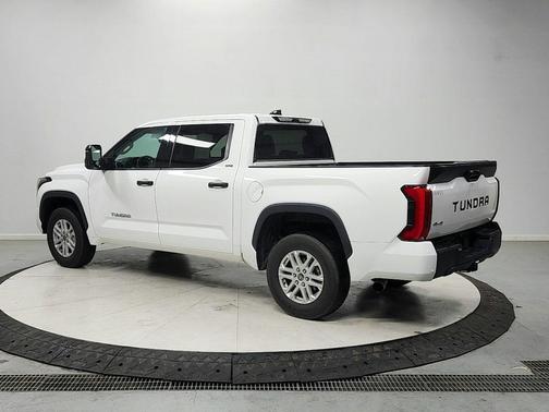 White 2022 Toyota Tundra SR5