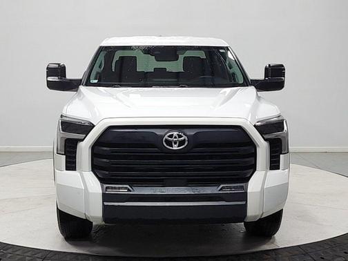 White 2022 Toyota Tundra SR5