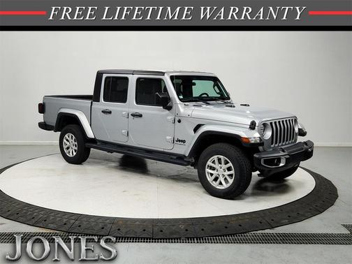 2023 Jeep Gladiator Sport S
