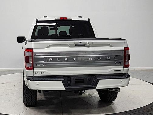 Star White Metallic Tri-Coat 2022 Ford F-150 Platinum