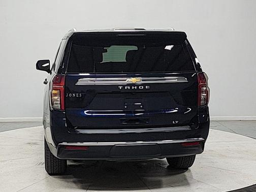 Midnight Blue Metallic 2022 Chevrolet Tahoe LT