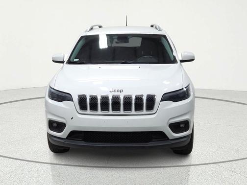 Bright White Clearcoat 2019 Jeep Cherokee Latitude Plus
