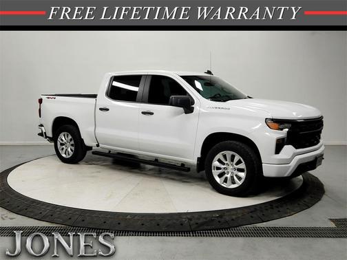 2024 Chevrolet Silverado 1500 Custom