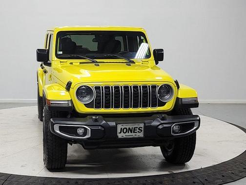 High Velocity Clearcoat 2024 Jeep Wrangler 4-Door Sahara 4x4