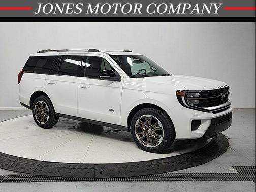 White 2027 Ford Expedition King Ranch