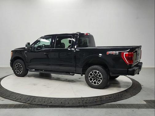AGATE BLACK METALLIC 2023 Ford F-150 XLT