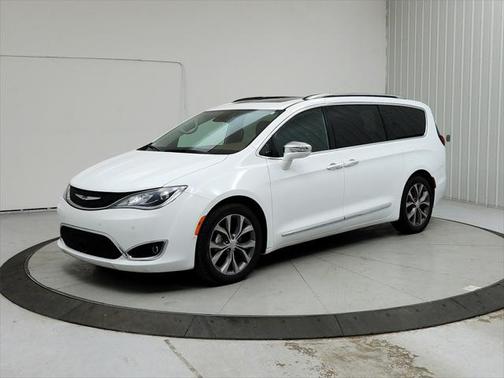 2019 Chrysler Pacifica Limited
