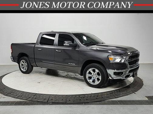 Granite Crystal Metallic Clearcoat 2019 RAM 1500 Big Horn