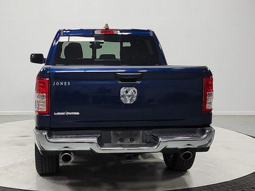 Patriot Blue Pearlcoat 2024 RAM 1500 Big Horn/Lone Star