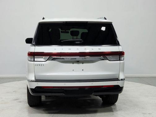 2024 Lincoln Navigator Premiere