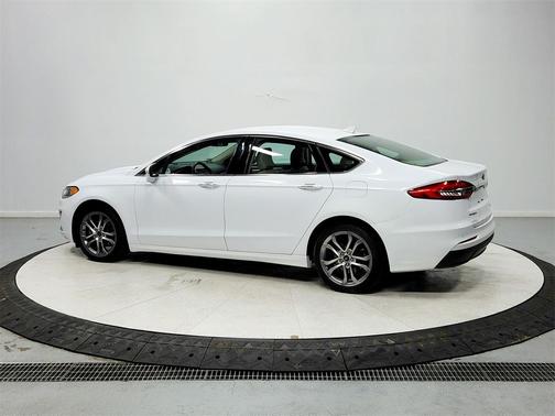 2019 Ford Fusion SEL