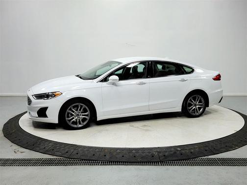 2019 Ford Fusion SEL