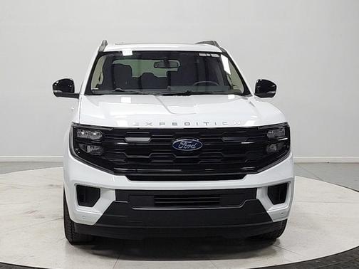 OXFORD WHITE 2025 Ford Expedition Active