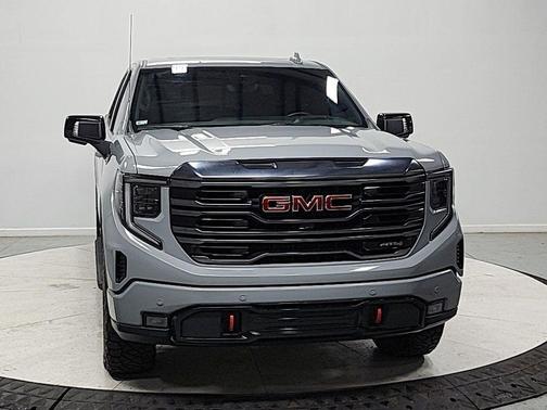 Thunderstorm Gray 2024 GMC Sierra 1500 AT4