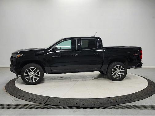 Black 2023 Chevrolet Colorado Z71