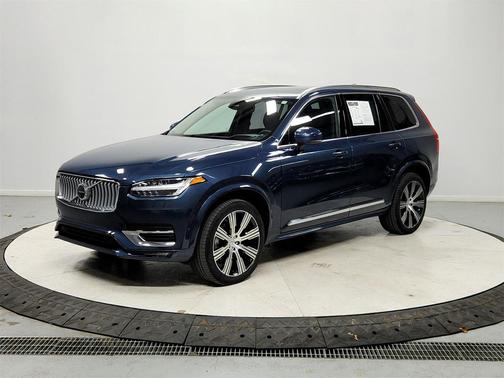 2024 Volvo XC90 B6 Ultimate Bright Theme 7-Seater