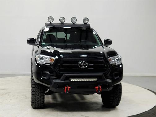 2022 Toyota Tacoma SR