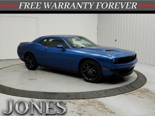 2022 Dodge Challenger SXT
