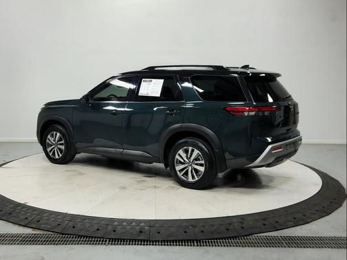 Obsidian Green Pearl/Super Black 2022 Nissan Pathfinder SL 2WD