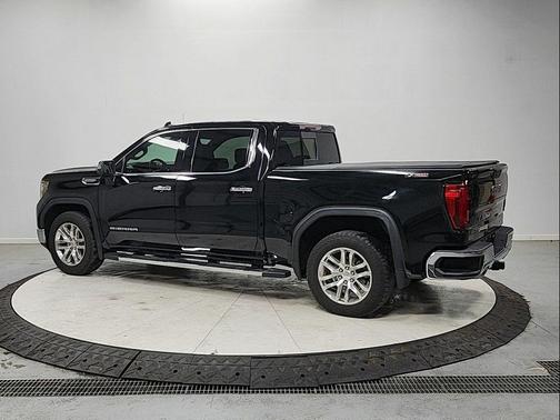 Onyx Black 2021 GMC Sierra 1500 SLT