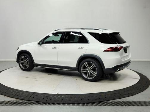 Polar White 2022 Mercedes-Benz GLE 350 Base