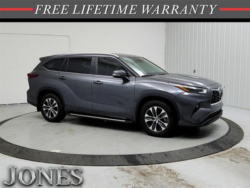 2024 Toyota Highlander XLE