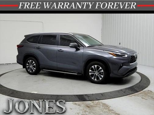 2024 Toyota Highlander XLE