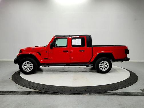 2023 Jeep Gladiator Sport S