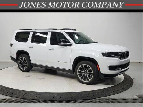 Bright White Clearcoat 2024 Jeep Wagoneer Series III 4x4