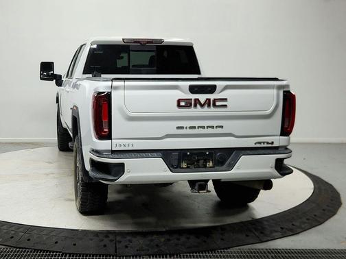 Summit White 2020 GMC Sierra 2500 AT4