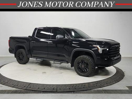 Midnight Black Metallic 2024 Toyota Tundra SR5