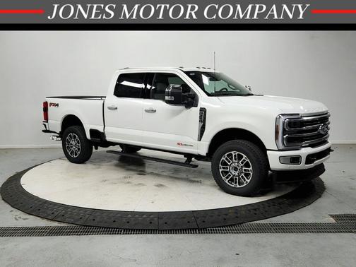 Star White Metallic Tri-Coat 2027 Ford F-250 Platinum