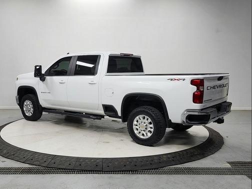Summit White 2021 Chevrolet Silverado 2500 LT