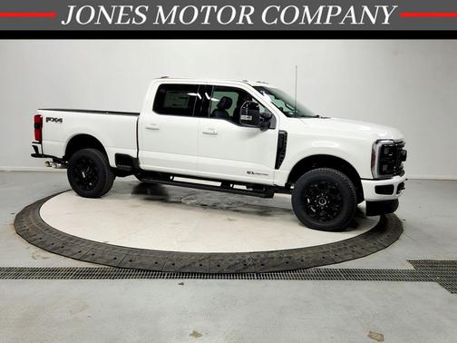 STAR WHITE 2026 Ford F-350 Lariat Truck