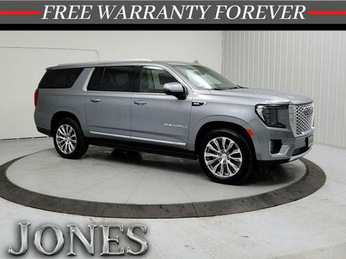 Sterling Metallic 2023 GMC Yukon XL Denali