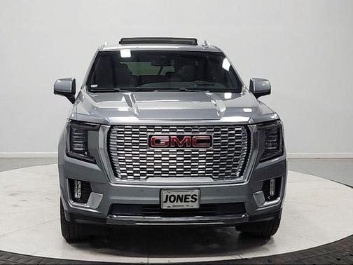 Sterling Metallic 2023 GMC Yukon XL Denali