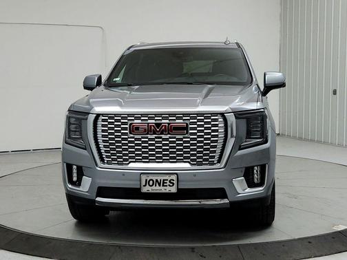 Sterling Metallic 2023 GMC Yukon XL Denali